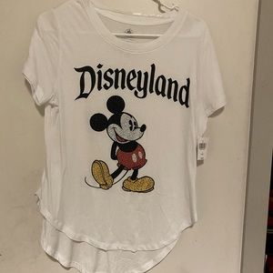 Women’s Mickey Disney shirt.